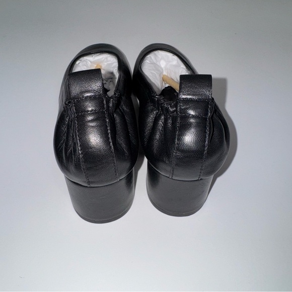 Everlane Black Italian Leather Day Heel in Size 7 - Picture 7 of 11